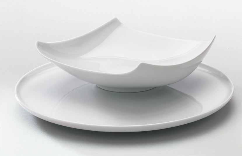 The most diverse food ideas all look simply wonderful when served on TAFELSTERN. The clarity of their formal vocabulary offers a flexible suite that is ideal for any occasion.