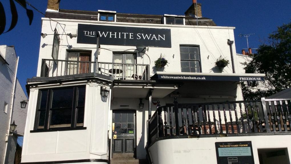 No 4: The White Swan, Twickenham A Twickenham Tusk Pale Ale will pair nicely with the fried squid appetizer at this riverside pub.
