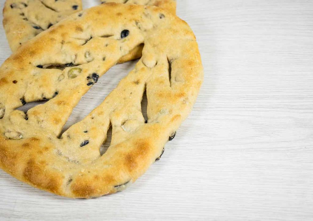 Mixed Olive Fougasse BAKELS ARTISAN 5.000 100% BREAD COMPLETE Yeast 0.050 1% Chilled water 3.500 70% Mixed olives 2.500 50% TOTAL 11.050 BAKELS ARTISAN 0.350 7% CONCENTRATE (7%) Salt 0.090 1.