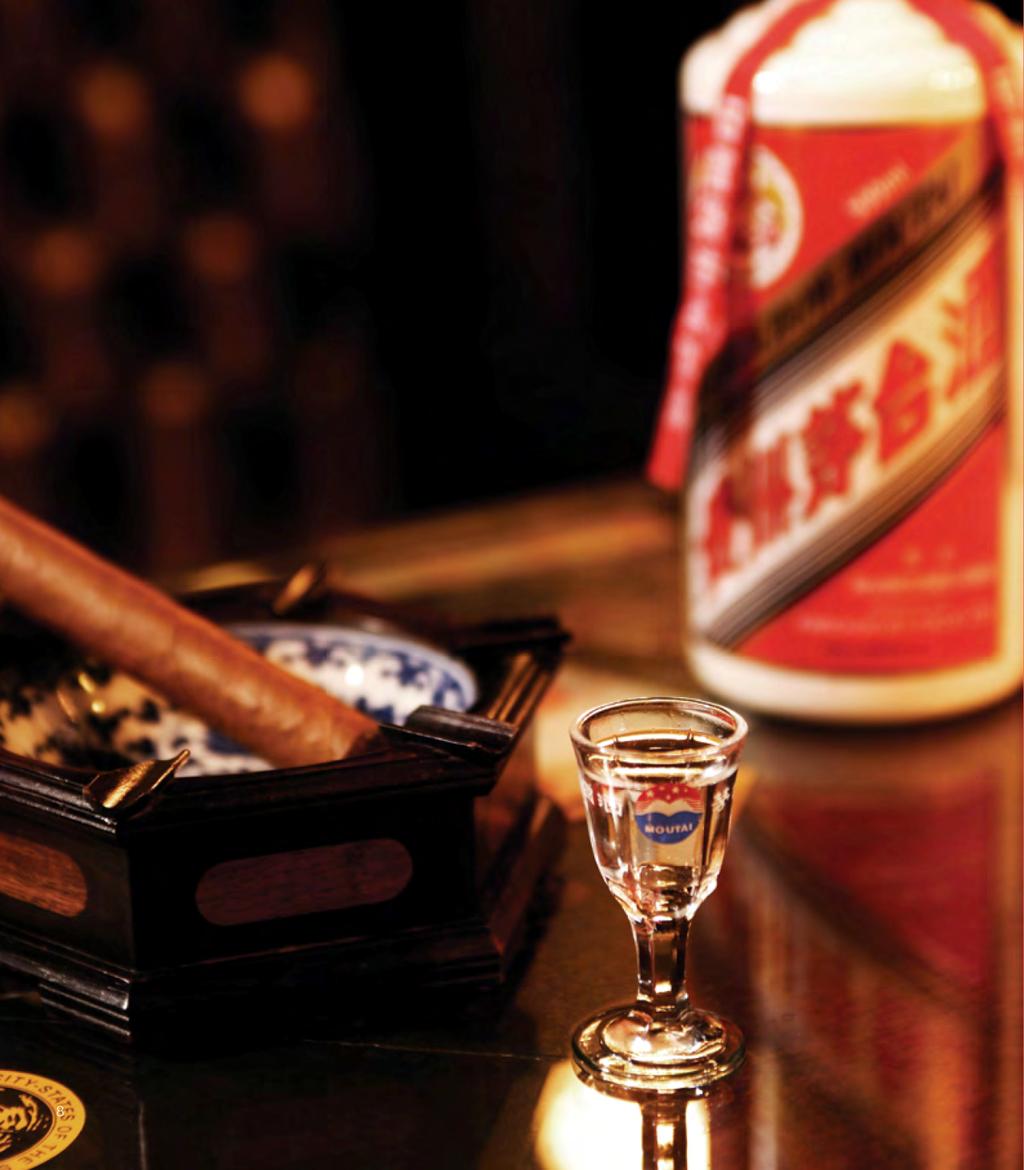 Extraordinary Classic All Tastes of National Liquor for You Feitian Moutai is the leading product of Kweichow Moutai and a classic of Chinese Jiang fragrance liquor.