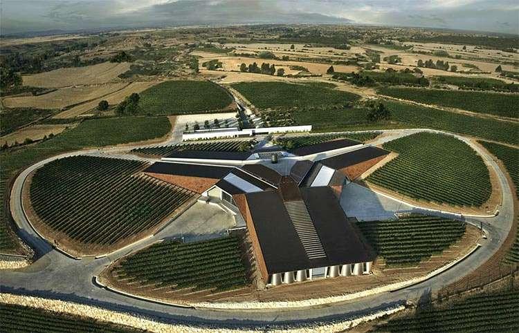 from Madrid to Winery Portia, Designed