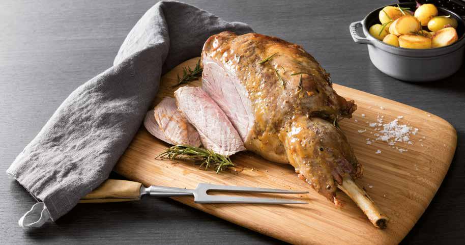 12 LEG OF LAMB SERVES 4/6 PREPARATION: 20 min COOKING TIME*: 60-70 min drip tray or baking tray supplied by the selected function (Auto RECIPES) 1 leg of lamb, approx.