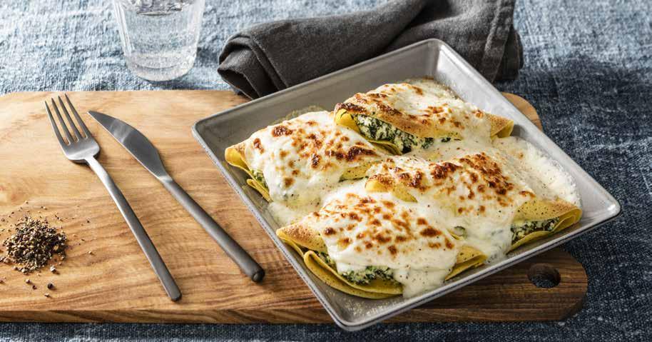4 CREPES GRATIN SERVES 6 PREPARATION: 50 min COOKING TIME*: 35-45 min Rectangular non-stick dish FOR THE CREPES 100 g of flour, 250 ml of milk 3 whole eggs, 1 tablespoon of olive oil salt, nutmeg FOR
