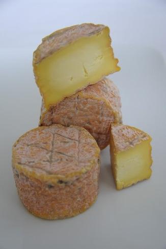 They also produce an extra special mature version which is matured for 18 months. The cheese has a great depth of flavour with a rich and nutty taste.