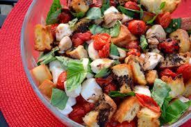 bite sized pieces 2 cups baby spinach ½ cup fresh mozzarella, chopped 2 oz peppers, red,