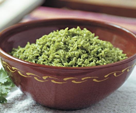 Arroz Verde 1 1/2 cups uncooked longgrain white or brown rice 1/2 cup tightly packed fresh cilantro 1 cup tightly packed fresh spinach leaves 1 ¼ cups chicken broth 1 ¼ cups milk 1 tsp.