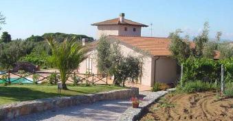Cipriana 888.496.4994 Azienda Agricola La Cipriana La Cipriana is situated on the slopes of the town of Castagneto Carducci, property of the Fabiani brothers, vinegrowers since 1975.