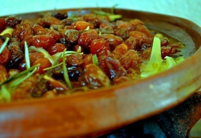 Dish KABSA The KABSA is a traditional Arabian dishes, national dishes of Saudi