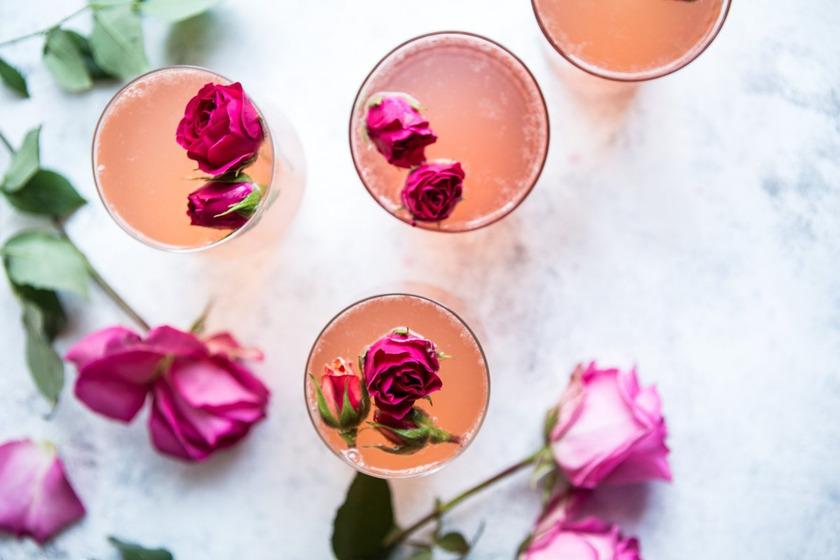 ROSE LEMON SPRITZER 2 tablespoons fresh lemon juice 1-2 tablespoons honey A few drops of pomegranate juice 3/4 cup sparking water (optional) 2 tablespoons rose water Combine rose water, fresh