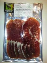 Loncheados Ibéricos Iberian HAM Slices READY to EAT. Ref. 6001 y 7001 Place of origin: Extremadura (Spain) Ecologically grown pure Iberian black pigs. Packaging: 100 gr/250 gr.