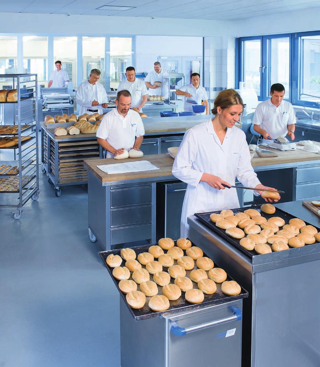Produktion Enzym-Komplexe DeutscheBack TopBake 15 17 17 9 Baking concepts Individual and specific for greater efficiency and profitability Has our selection of products stirred