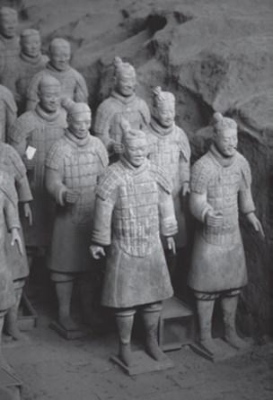 The Incredible Story of China s Buried Warriors (Excerpt) TO LIVE FOREVER Qin Shihuangdi had two goals in life. The first was to unite China. The second was to live forever.