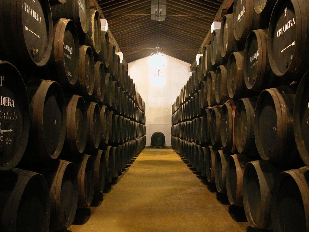 WINEMAKING PROCESS Ageing At Álvaro Domecq, the wine rests according to its level of maturity. The casks are lined up in three or four levels, each one making up what is called a 'scale'.
