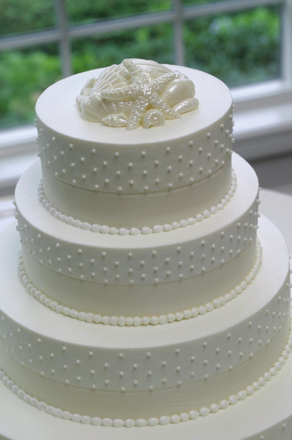 Wedding Cake We will supply a custom-designed wedding cake with a fine selection of flavors and fillings to choose from Table Side Coffee Service Freshly Brewed Coffee, Decaffeinated Coffee and Tea