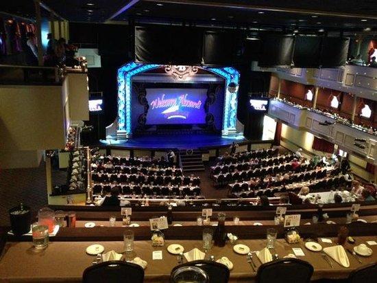 7:00 pm 10:00 pm September 28, 2018 1:00 pm 4:30 pm Tour #2 $66 (Includes transportation, dinner, and cruise) Showboat Branson Belle Dinner Cruise Set sail on the Branson Belle around Table Rock