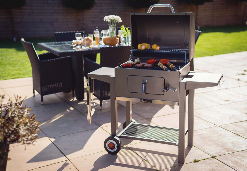 stainless steel 6 burner gas barbecue features a large cooking area