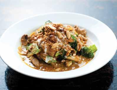 FRESH GINGER (GF) 新鮮生薑 Stir fry of seasonal vegetables: broccoli, onion,