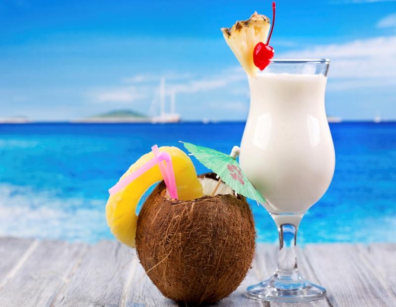 PINA COLADA 15ml Bacardi Rum 15ml Malibu 45ml Pineapple Juice 30ml Coconut Cream