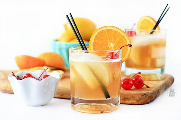 WHISKEY SOUR You could also make a rum or tequila sour just replace the spirit. purposes, double in real life situation!