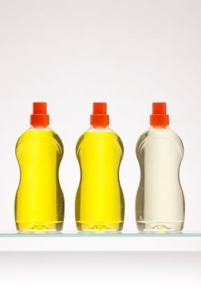 Examples of non-labelling Washing-up Liquid containing an in-can preservative Product contains preservative to prevent spoilage in storage No primary biocidal function = Treated Article No