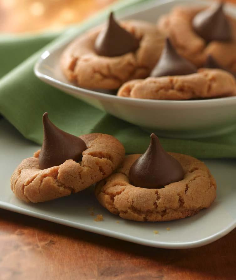 easy peanut butter blossoms Prep Time: hour Total Time: hour Makes: 6 cookies Heat oven to 75 F. In medium bowl, stir cookie mix, oil, water and egg until dough forms.