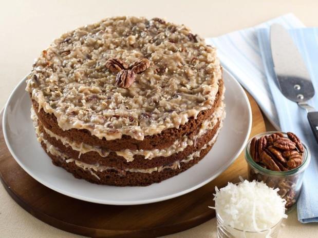 GERMAN CHOCOLATE CAKE Fill your home with the aroma of fresh baked chocolate cake with notes of pecans, butter, vanilla,