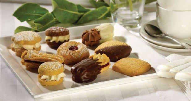 arrival express tea, coffee & sweets $ 6. 90 per person A selection of mini sweet muffins & gourmet petite biscuits.
