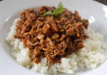 Beef mince curry 1 tsp ghee or coconut oil 75g white onion, finely chopped 4 cloves of garlic, finely chopped a thumb sized piece of fresh ginger, finely chopped 3-4 green chillis, finely chopped