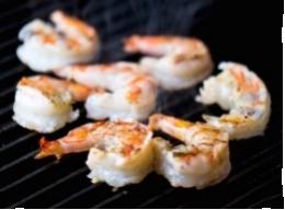 Garneles ķiploku mērcē / shrimp in garlic sauce / креветки в чесночном соусе 7,50 Eur Lavašs ar sieru un tomātiem / лаваш с