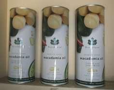 Premium Macadamia Oil Whole Macadamia Nuts - 100g Roasted with Sea Salt Bush Pepper Spice Kashmiri Chilli & Salt Boutique Glass Bottles 250ml