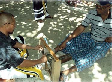Learn about Maldivian culture, activities and customs.