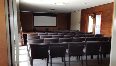 or 60 for a meeting. It also has a projector, Wifi and microphone which is perfect for presentations.