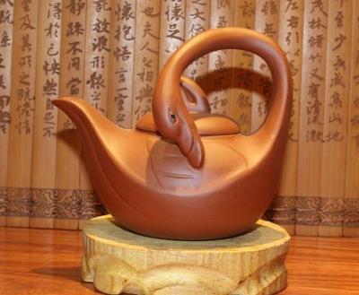 Tian Er (Swan) pot