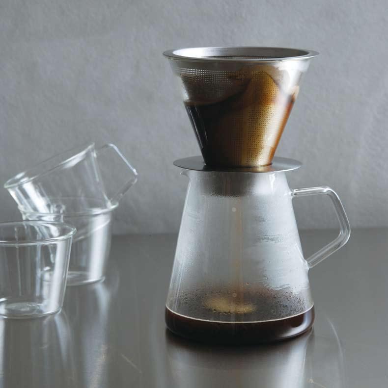 CARAT Have a Superior Design for Affluent Coffee Time The sharp design bring out the beauty of material themselves.