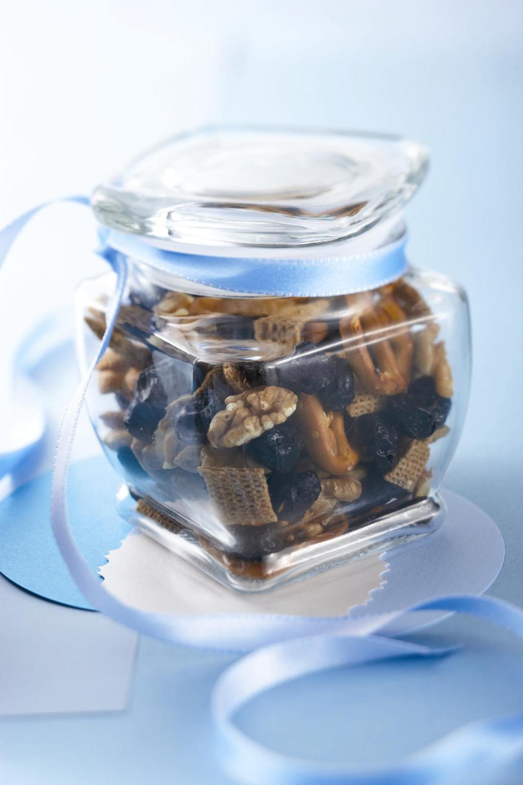 BLUEBERRY PARTY MIX 1 cup dried blueberries 1 cup coarsely chopped walnuts 1 cup thin pretzels, broken 1 cup ready-to-eat cereal (such as Wheat Chex,