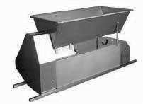 Dimensions of hopper are 16" x 30", except extended hopper with screw feed : 16" x 36". WE14 Manual, paint grade stemmer/crusher $475.00 WE15 Manual, stainless stemmer/crusher (Shown middle right.