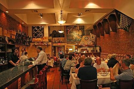 Osteria Panevino's prime location in the heart of San Diego's historic Gaslamp Quarter is just minutes from the Convention Center and most major hotels.