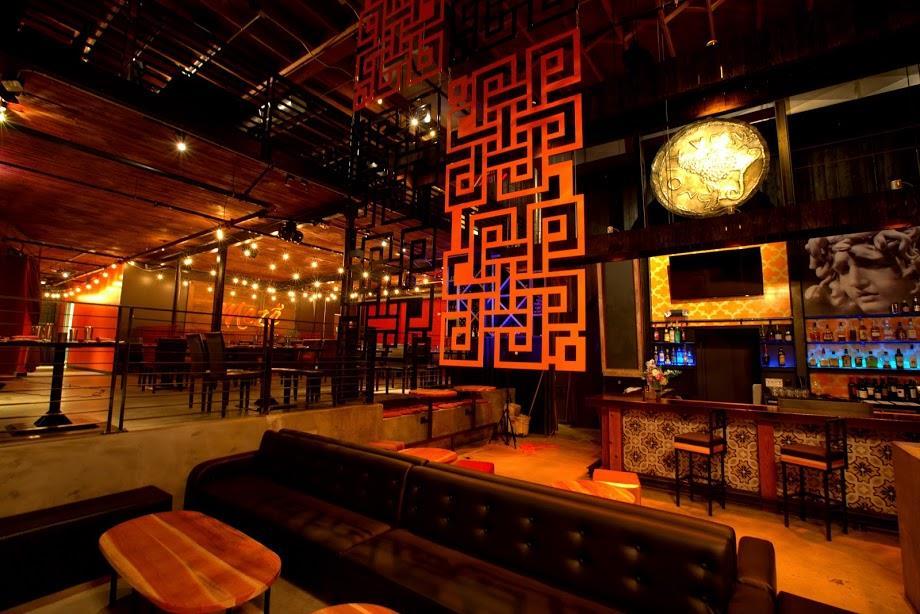 The latest addition to San Diego s Gaslamp Quarter Mezè offers an amazing 7,000 sq ft of dining and event space.