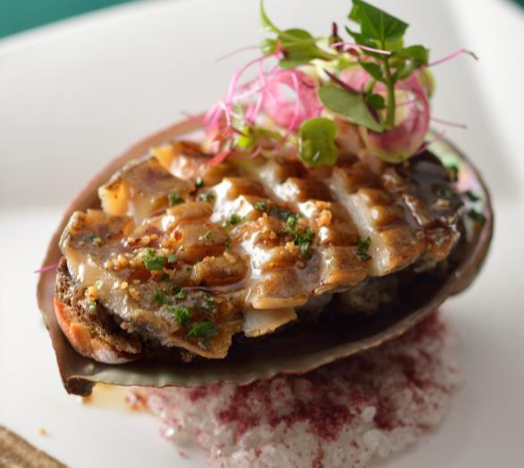 abalone & steak lunch kitayama 10,000 Seared Bonito, Served with Bagna Freida Vegetable Potage Soup Fresh Japanese Abalone OUMI BEEF Sirloin/Rib (60g) with iwasab (Japanese Horseradish) and