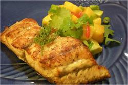 Barramundi with Mango, Avocado & Chili Salsa Serves: 2 Prep Time: 15 minutes Cook Time: 15 minutes 2 barramundi fillets salt & pepper a dash of olive oil 1 mango, scooped out and sliced into cubes 1
