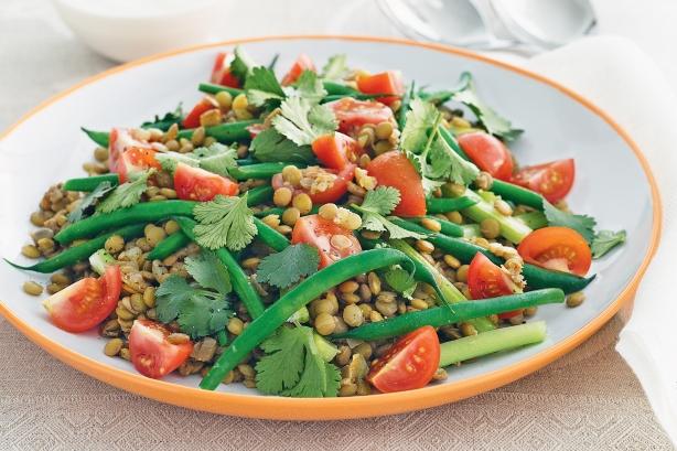 Lentils and Green Bean Salad 250g dried brown lentils, rinsed 2 tsp olive oil 1 x brown onion, finely chopped 2 x garlic cloves, crushed 2 tsp finely grated fresh ginger 2 tsp garam masala 1 tbs
