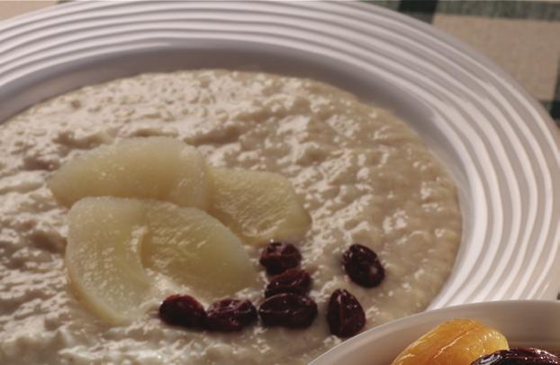 Breakfast Special Porridge Creamy rich porridge made with Apple Fortijuce and topped with apple pureé.