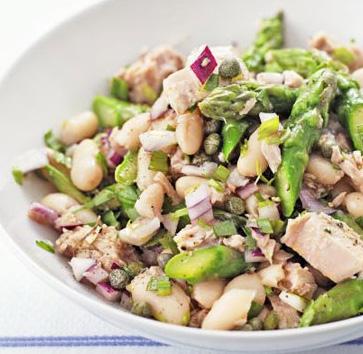 Tuna, Asparagus & Bean Salad 1 large bunch asparagus 2 x 200g cans tuna chunked light, drained (Note: lowest mercury tuna) 2 x 400g cans white beans in water, drained 1 red onion, very finely chopped