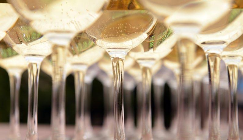 Champagne, Sparkling Wine & Rosé Exquisitely sparkling bubbles Joseph Perrier Cuvée Royale Brut NV France 55.00 Joseph Perrier Cuvée Royale Rosé NV France 68.00 Bollinger, Special Cuvée NV France 70.