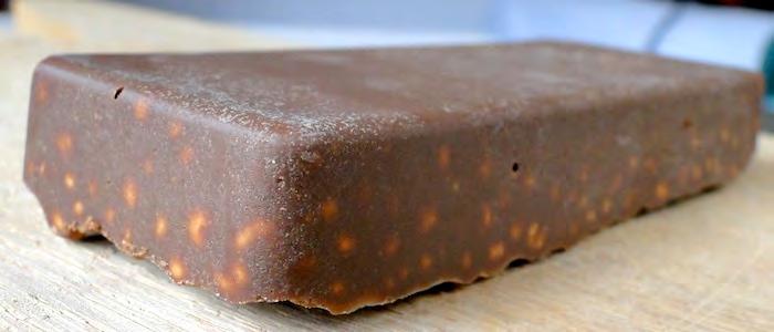 Bake it for 20 min at 200 degrees Celsius or until golden. The recipe makes about 8 bars.