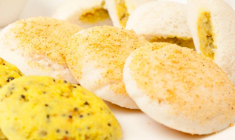 Gunpowder idli Serves 6 Gunpowder, or molagapodi, is a hot, aromatic spice blend, usually made by lightly frying whole white Urad dal, Bengal gram (channa dal), roasted peanuts, dry red chillies,