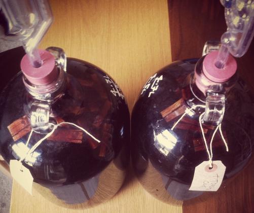 Dry Red Wine (NAWB News & Views) 13%, 0.55%TA 330ml Elderberry Juice / 410g Elderberries 1.