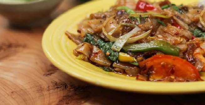 chicken, pork, or shrimp wok fried with pad Thai noodles, egg,