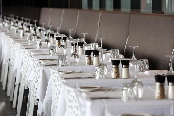Jellyfish s private dining room is one of Brisbane CBD s most sought after riverfront locations for
