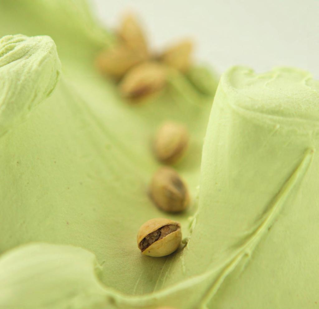 PreGel Pistachio gelato made with Base Vittoria Super 100 and Pistacchio Mediterraneo Classic FLAVORINGS Made with raw materials sourced from around the world, PreGel s flavoring solutions offer
